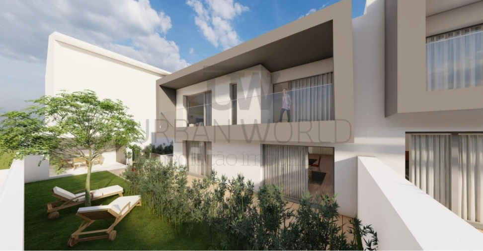 Moradia T4 para Venda em Venda do Pinheiro e Santo Estêvão das Galés Foto 2