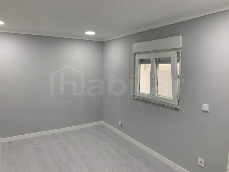 Moradia T3 para Venda em Benavente Foto 6