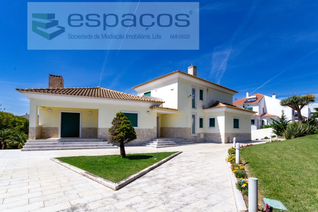 Moradia T4 para Venda em Póvoa de Santa Iria e Forte da Casa Foto 13