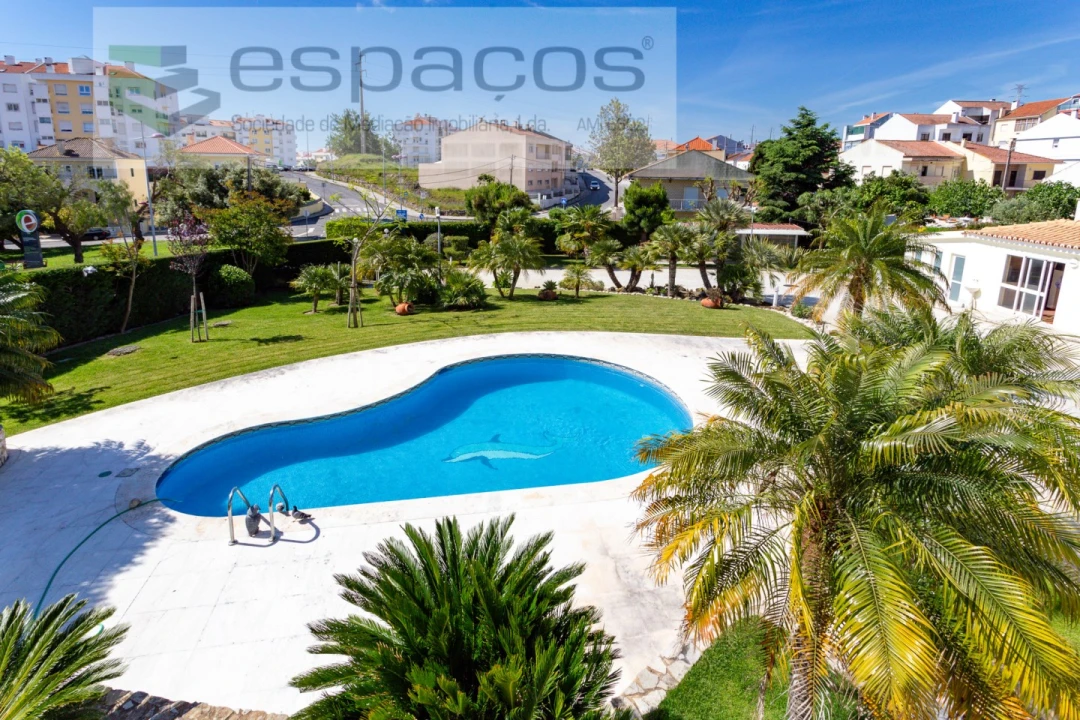 Moradia T4 para Venda em Póvoa de Santa Iria e Forte da Casa Foto 5