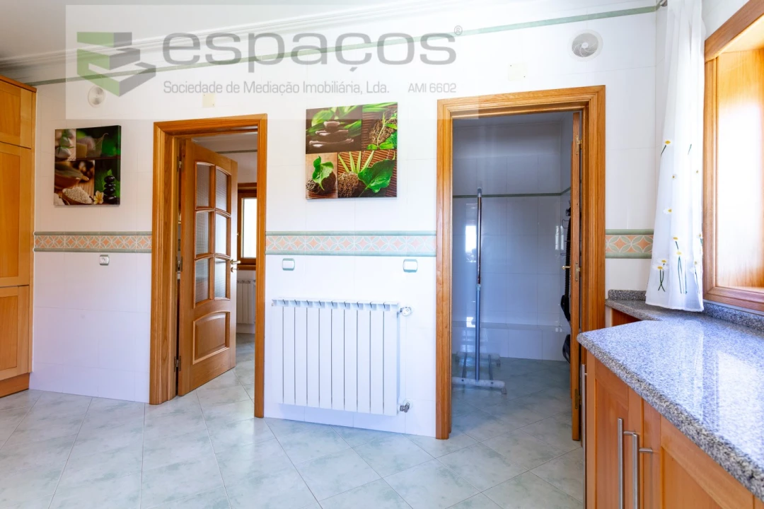 Moradia T4 para Venda em Póvoa de Santa Iria e Forte da Casa Foto 30