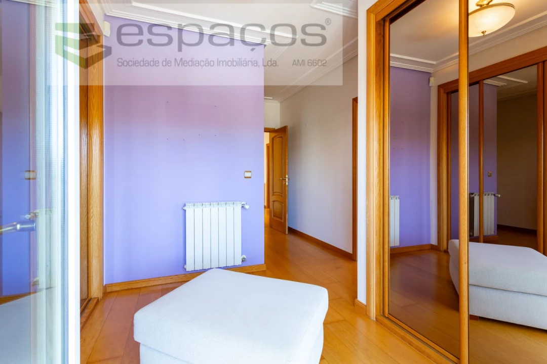 Moradia T4 para Venda em Póvoa de Santa Iria e Forte da Casa Foto 58