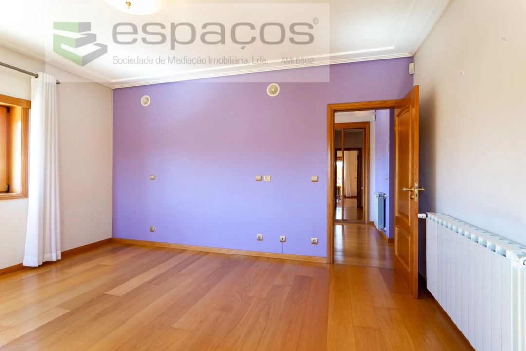 Moradia T4 para Venda em Póvoa de Santa Iria e Forte da Casa Foto 56