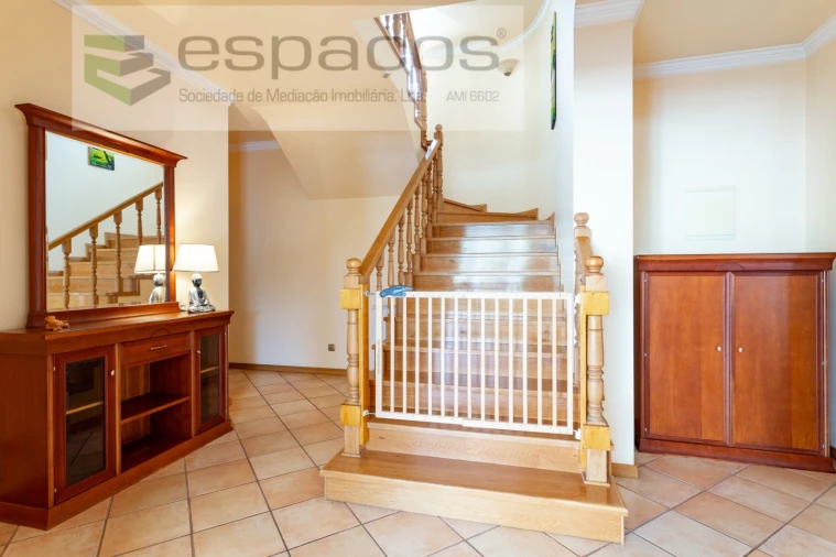 Moradia T4 para Venda em Póvoa de Santa Iria e Forte da Casa Foto 75