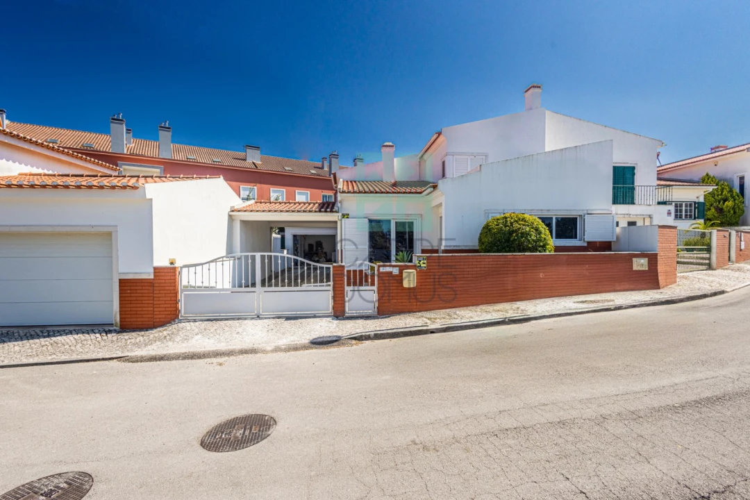 Moradia T3 para Arrendamento em Vila Franca de Xira Foto 74