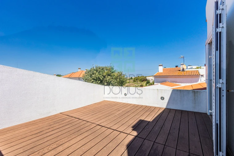 Moradia T3 para Arrendamento em Vila Franca de Xira Foto 50