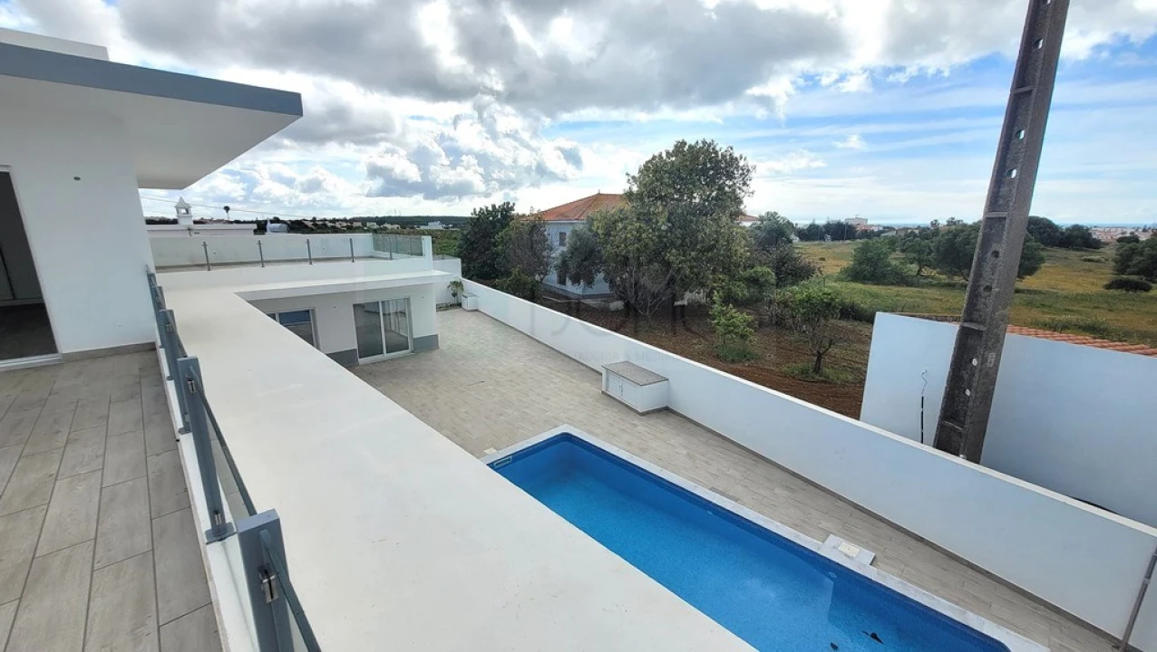 Moradia T4 para Venda em Altura Foto 46