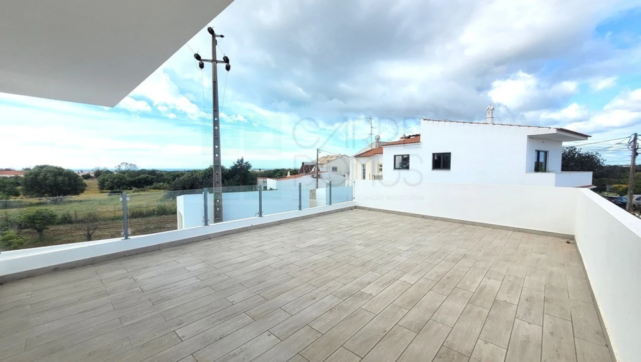 Moradia T4 para Venda em Altura Foto 45