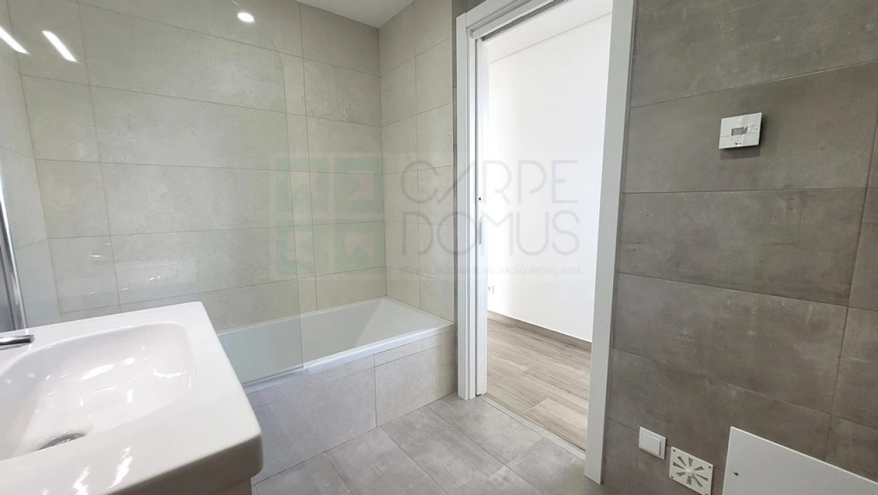 Moradia T4 para Venda em Altura Foto 23