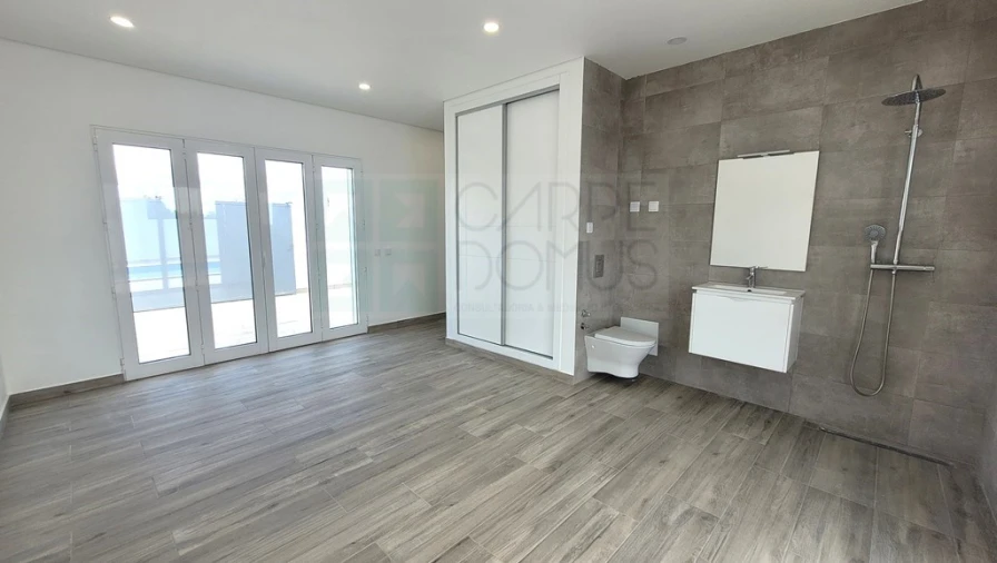 Moradia T4 para Venda em Altura Foto 27