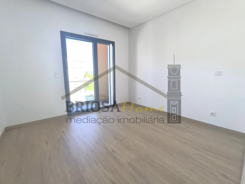 Apartamento T3 para Venda em Condeixa-A-Velha e Condeixa-A-Nova Foto 10