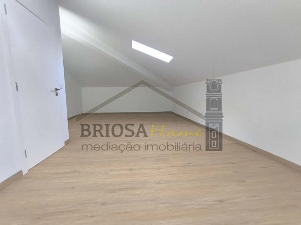 Apartamento T3 para Venda em Condeixa-A-Velha e Condeixa-A-Nova Foto 16