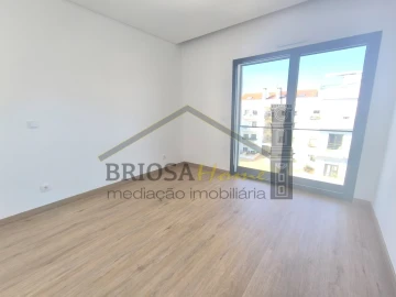 Apartamento T3 para Venda em Condeixa-A-Velha e Condeixa-A-Nova