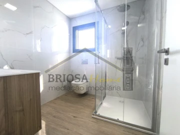 Apartamento T3 para Venda em Condeixa-A-Velha e Condeixa-A-Nova