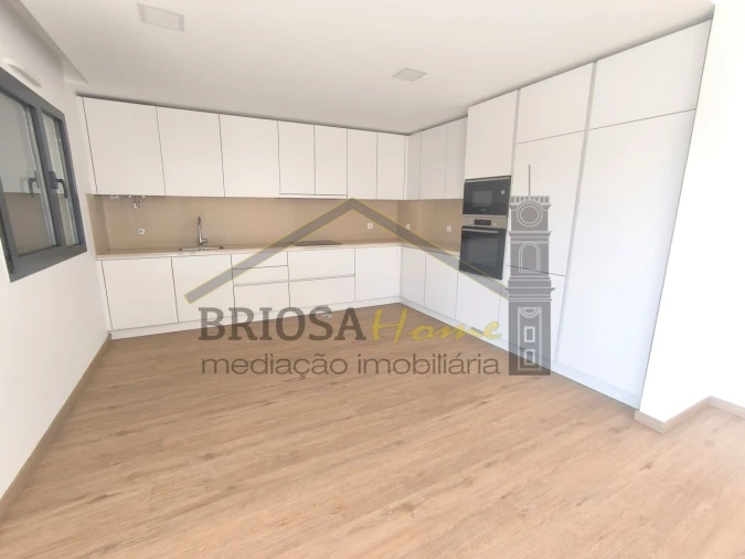 Apartamento T3 para Venda em Condeixa-A-Velha e Condeixa-A-Nova Foto 3