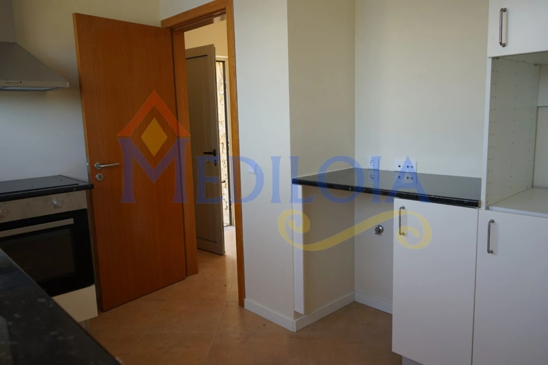 Moradia T3 para Venda em Tavira (Santa Maria e Santiago) Foto 2