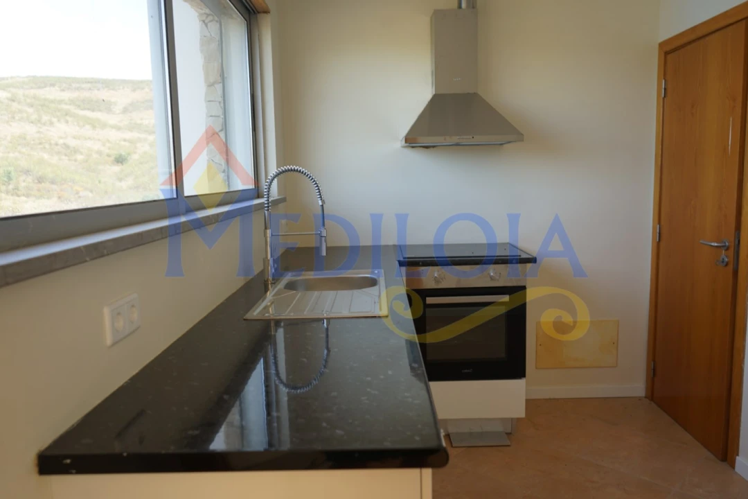 Moradia T3 para Venda em Tavira (Santa Maria e Santiago) Foto 4