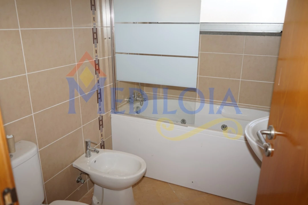 Moradia T3 para Venda em Tavira (Santa Maria e Santiago) Foto 10