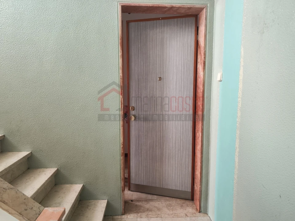 Prédio para Venda em Peniche Foto 8