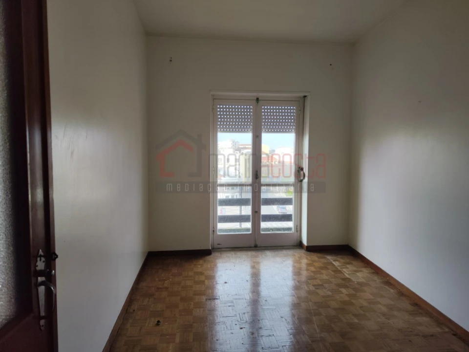 Prédio para Venda em Peniche Foto 26