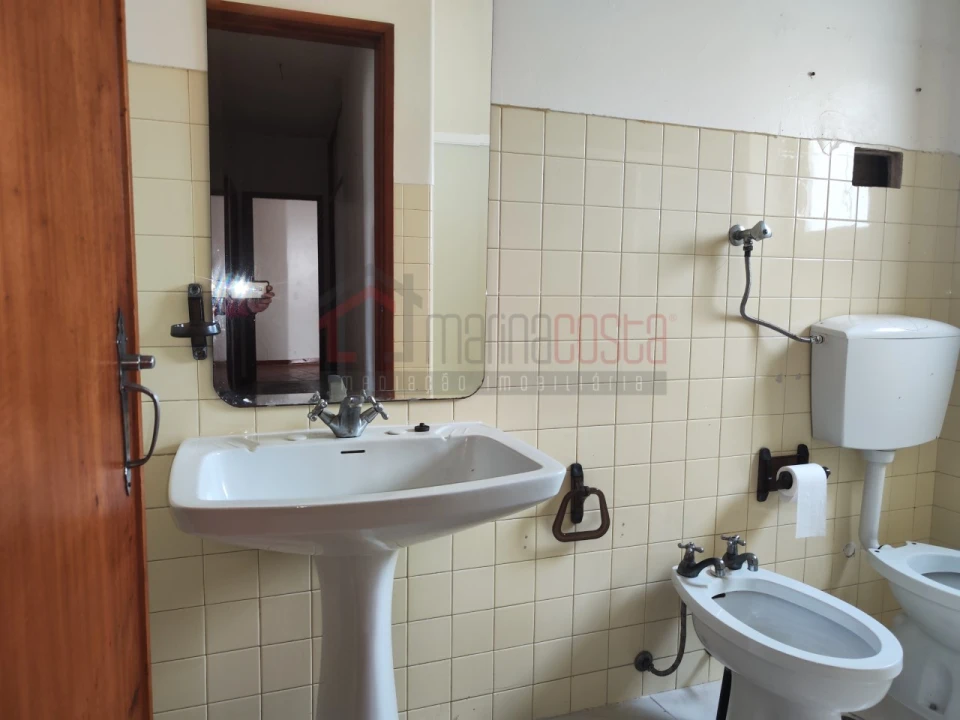 Prédio para Venda em Peniche Foto 27