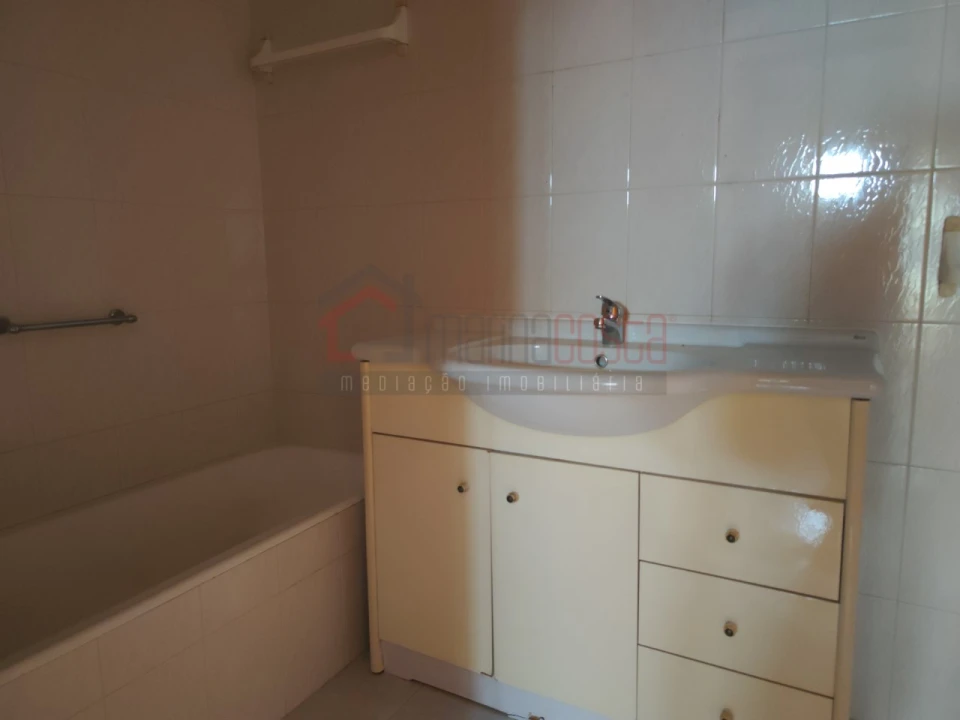 Prédio para Venda em Peniche Foto 35