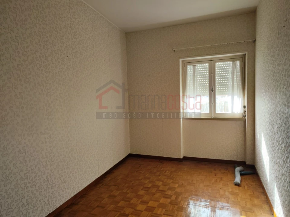 Prédio para Venda em Peniche Foto 36