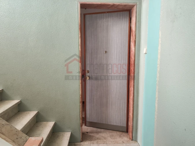 Prédio para Venda em Peniche Foto 8