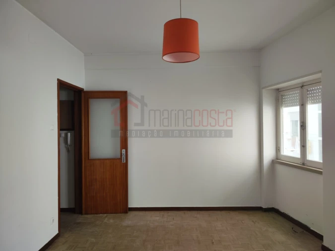 Prédio para Venda em Peniche Foto 10