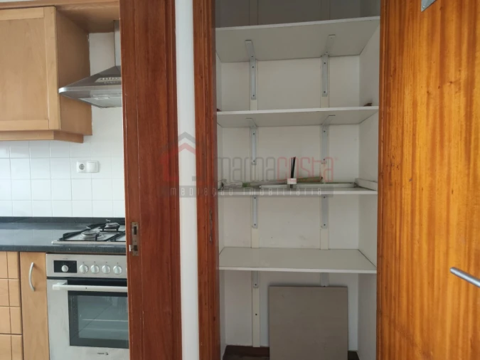 Prédio para Venda em Peniche Foto 14