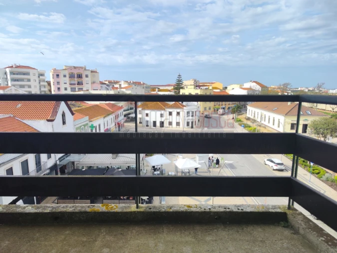 Prédio para Venda em Peniche Foto 29