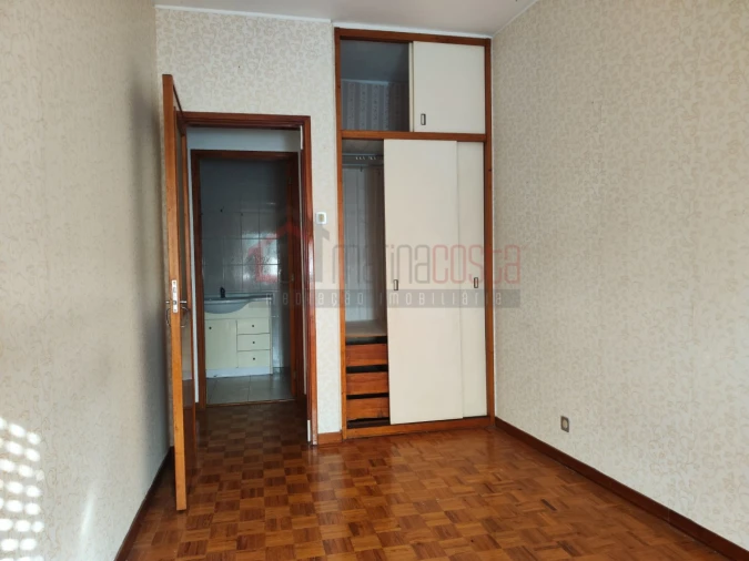 Prédio para Venda em Peniche Foto 37