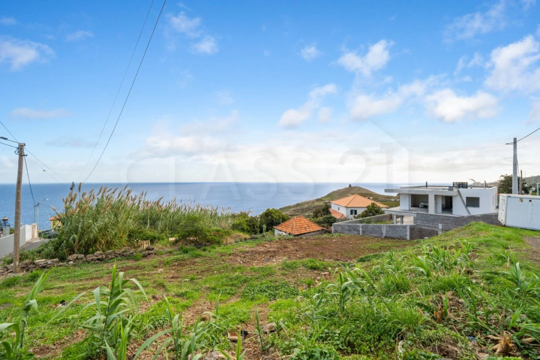 Terreno para Venda em Caniço Foto 20