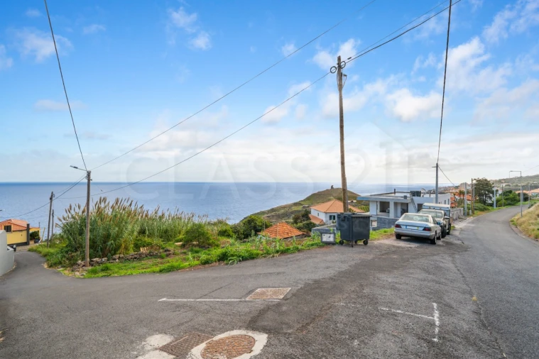 Terreno para Venda em Caniço Foto 13