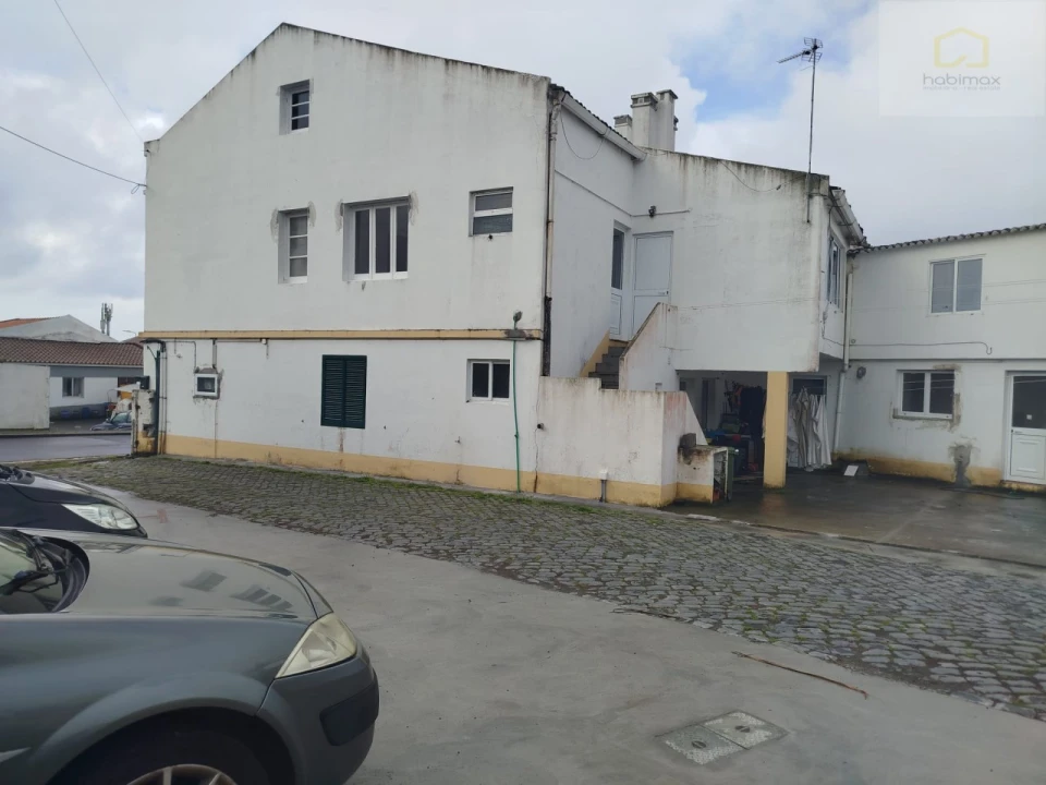 Moradia T8 para Venda em Lagoa (Nossa Senhora do Rosario) Foto 6