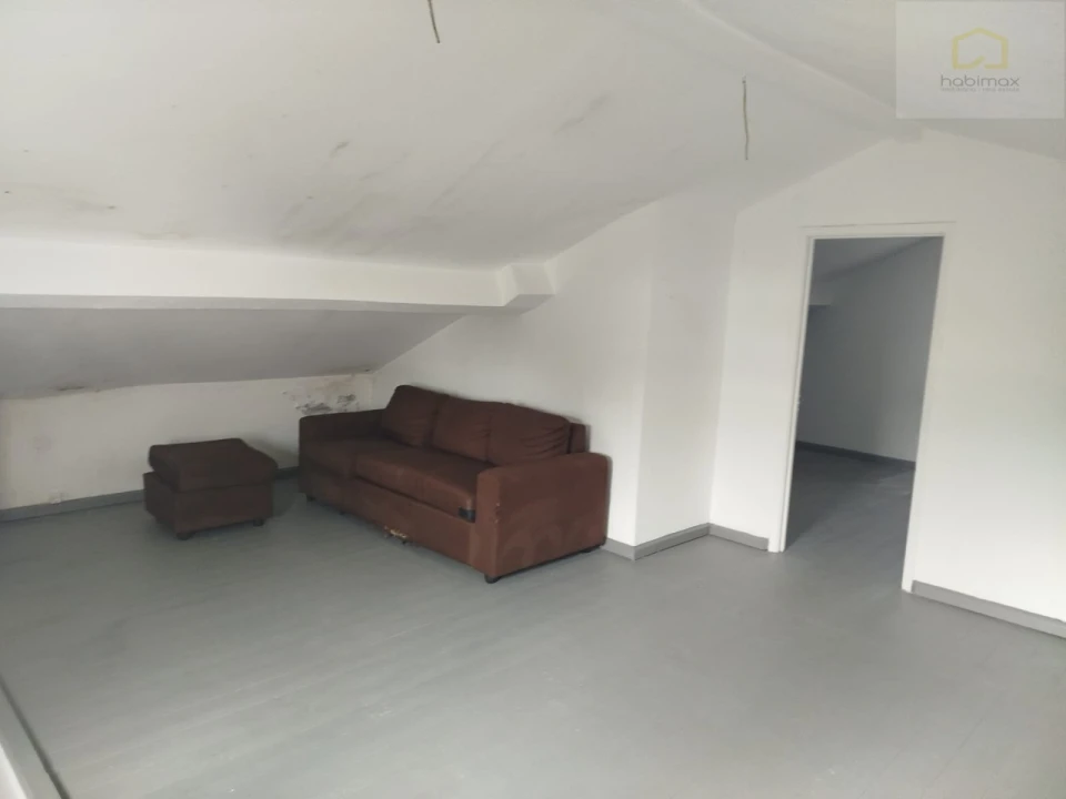 Moradia T8 para Venda em Lagoa (Nossa Senhora do Rosario) Foto 17