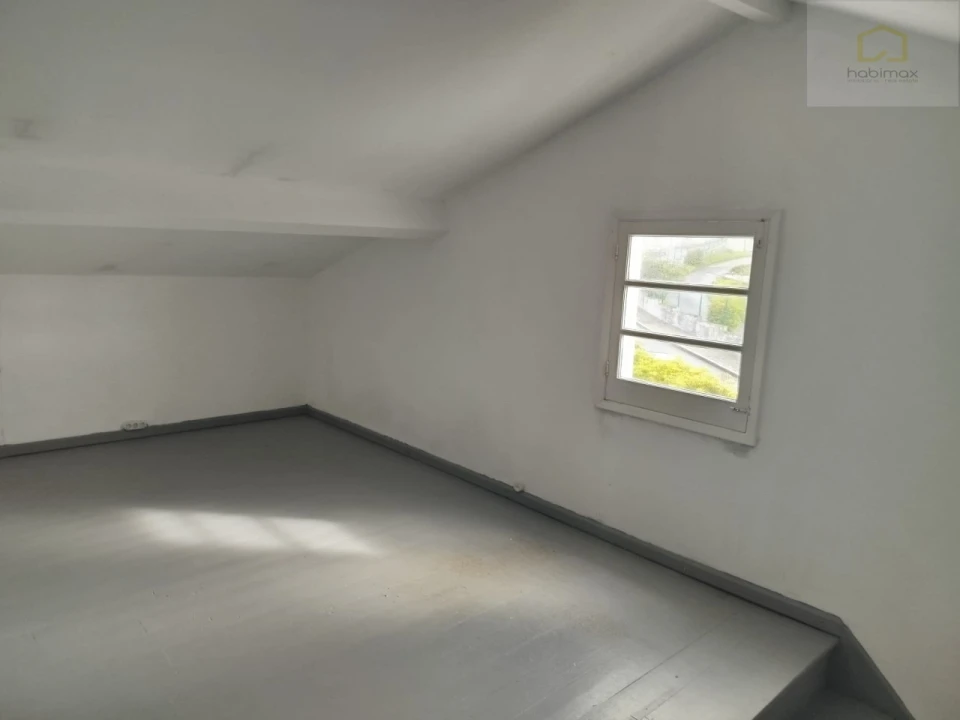 Moradia T8 para Venda em Lagoa (Nossa Senhora do Rosario) Foto 18