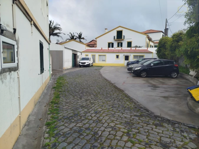 Moradia T8 para Venda em Lagoa (Nossa Senhora do Rosario) Foto 5