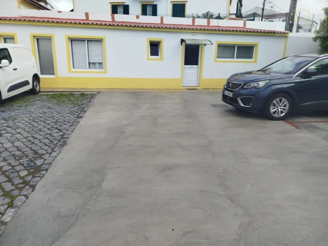 Moradia T8 para Venda em Lagoa (Nossa Senhora do Rosario) Foto 9