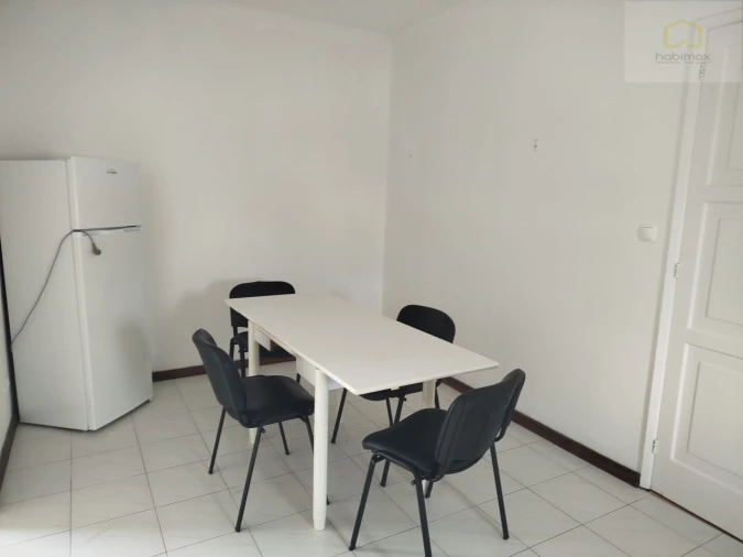 Moradia T8 para Venda em Lagoa (Nossa Senhora do Rosario) Foto 12