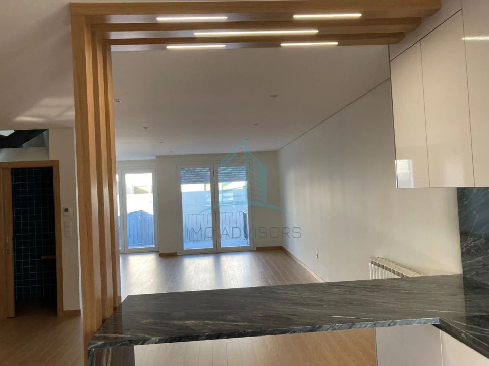 Moradia T4 para Venda em Custóias, Leça do Balio e Guifões Foto 13