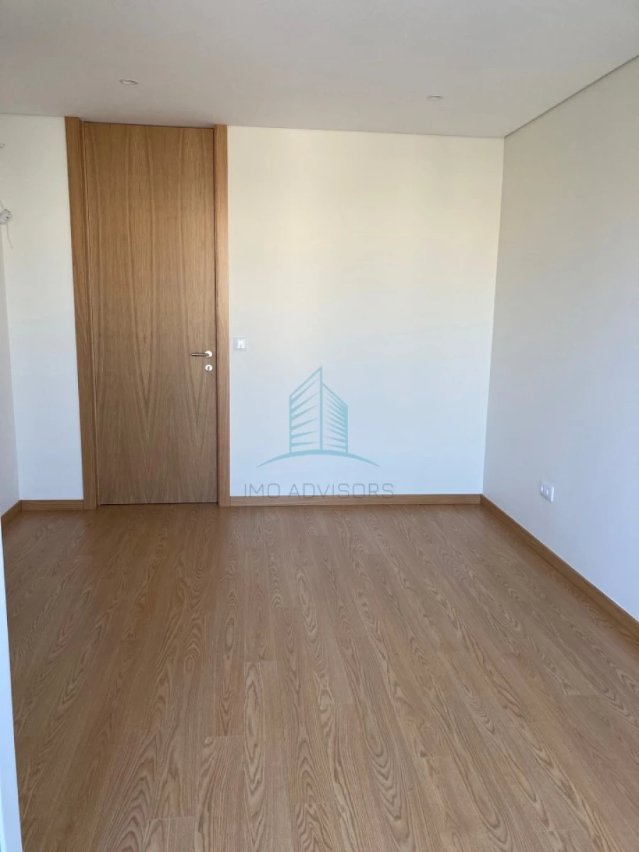 Moradia T4 para Venda em Custóias, Leça do Balio e Guifões Foto 18