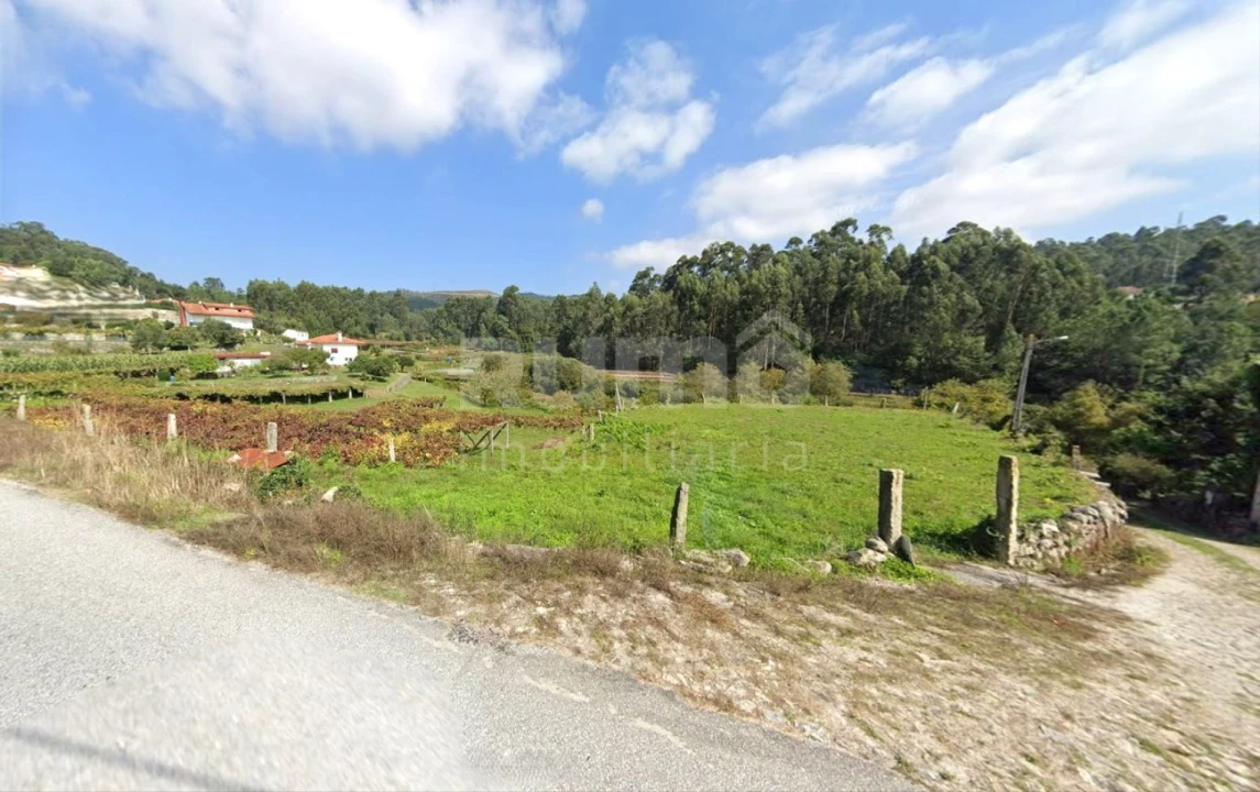 Terreno para Venda em Outeiro Foto 1