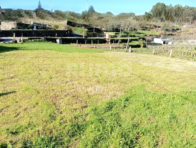 Terreno para Venda em Outeiro Foto 2