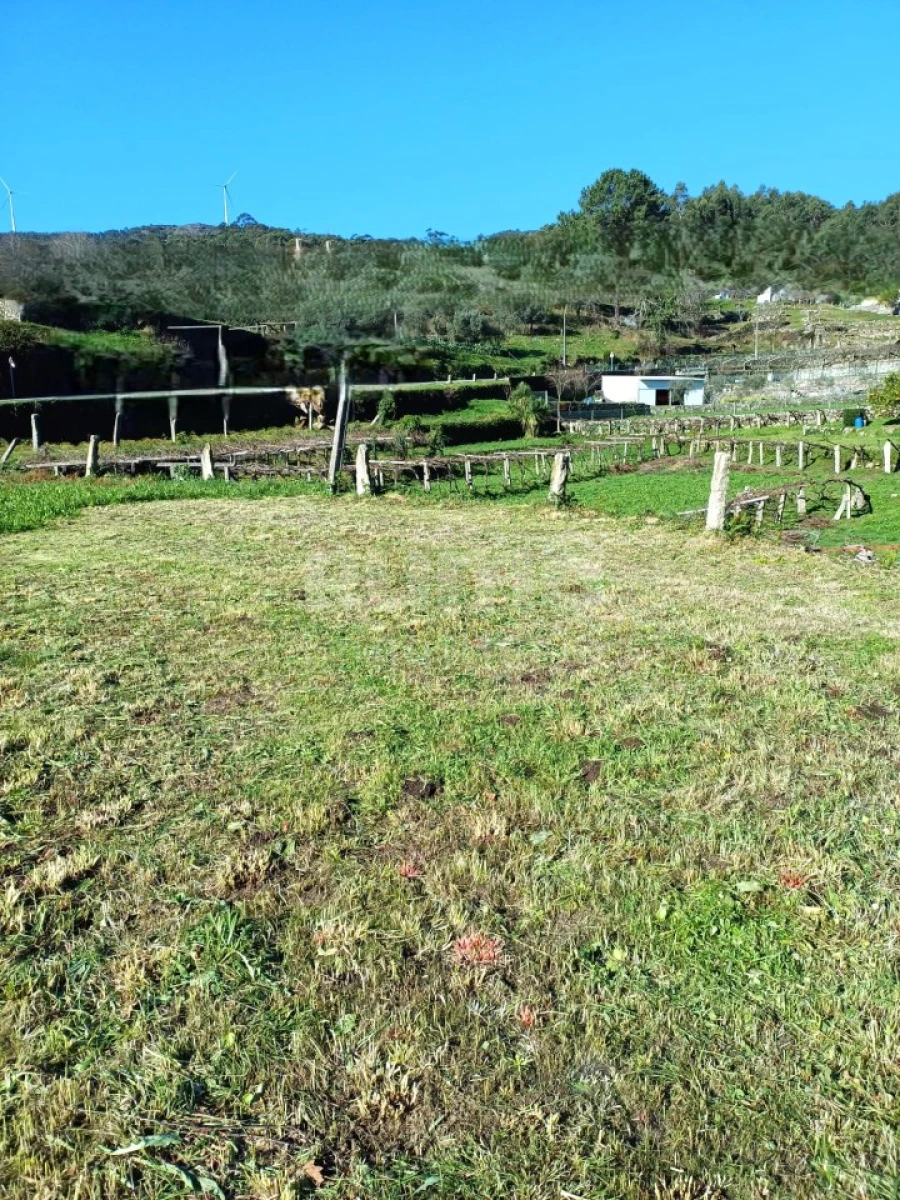 Terreno para Venda em Outeiro Foto 9