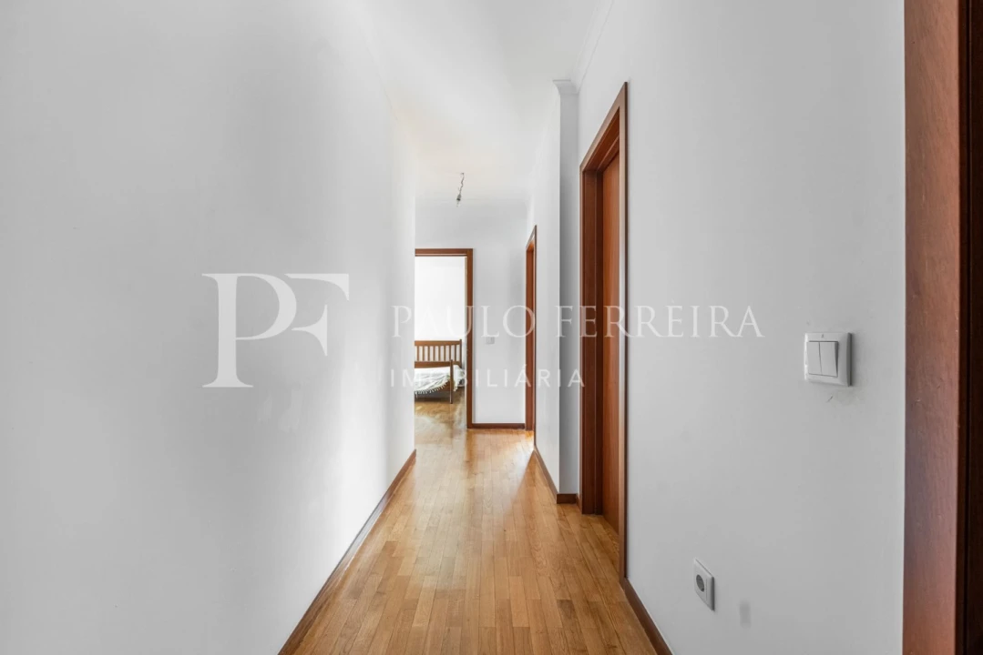 Apartamento T3 para Venda em Gondifelos, Cavalões e Outiz Foto 13