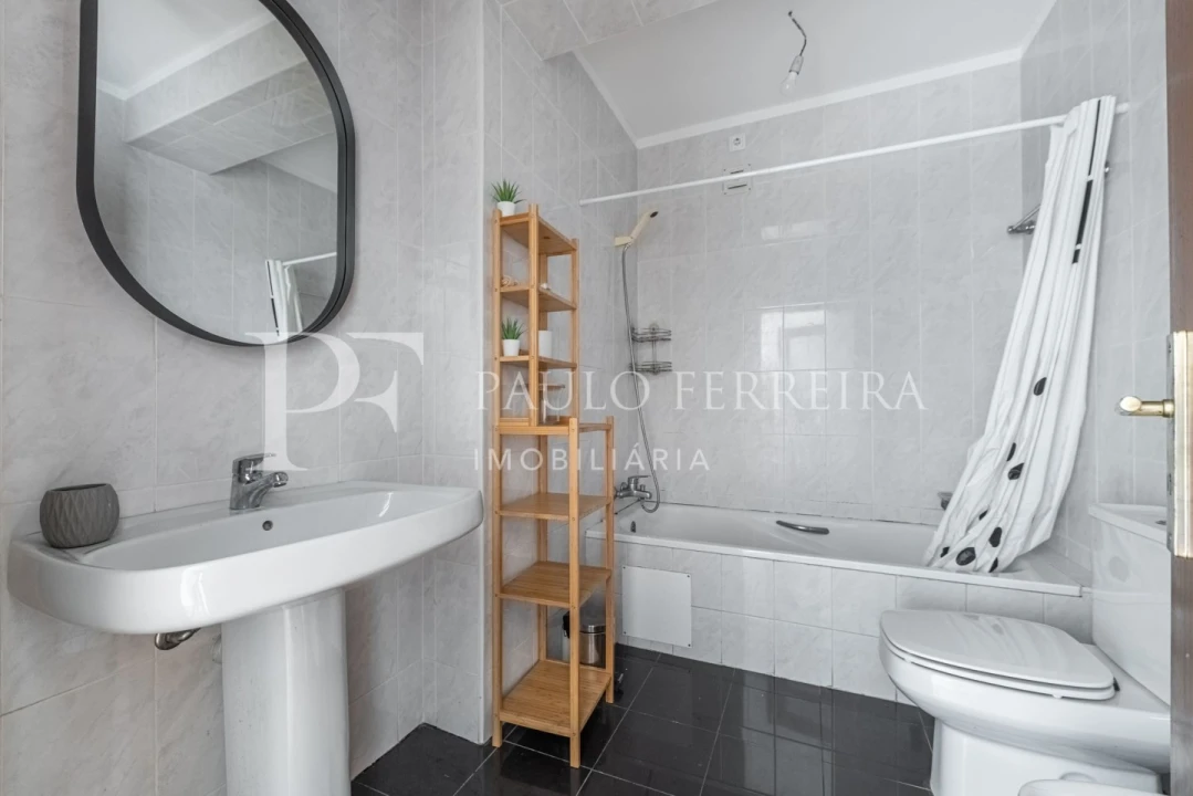 Apartamento T3 para Venda em Gondifelos, Cavalões e Outiz Foto 23