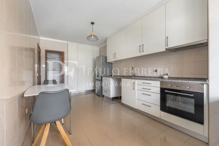 Apartamento T3 para Venda em Gondifelos, Cavalões e Outiz Foto 10