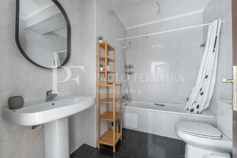 Apartamento T3 para Venda em Gondifelos, Cavalões e Outiz Foto 23