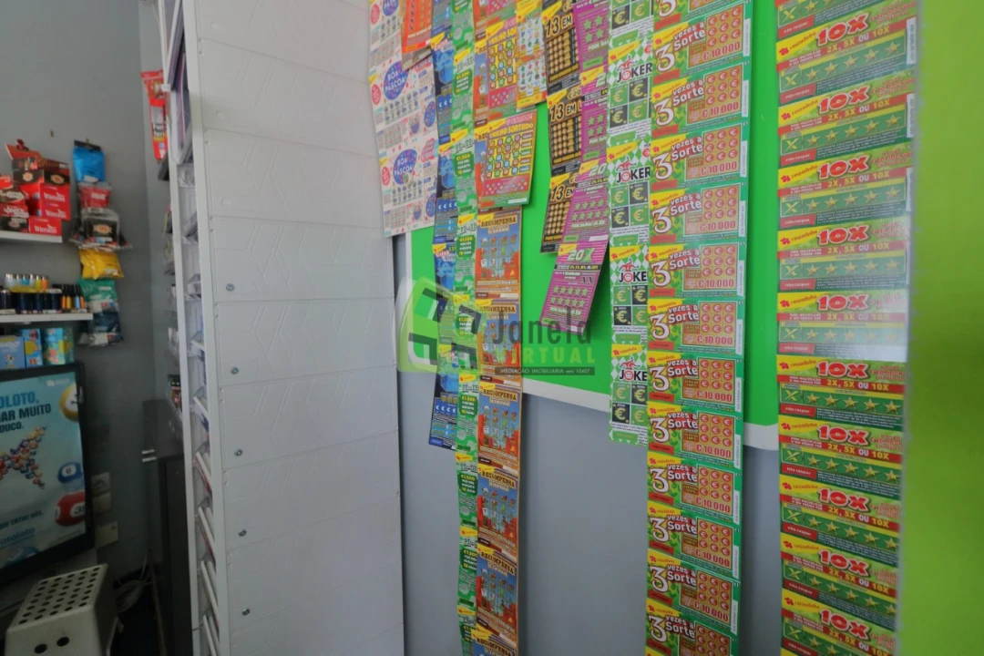 Loja para Venda em Seixal, Arrentela e Aldeia de Paio Pires Foto 7